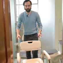 Cómodo con respaldo y posapies