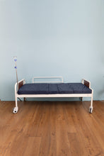 cama de hospital manual con colchón